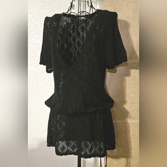 Faux Wrap-Around Crochet Top - Picture 3 of 3